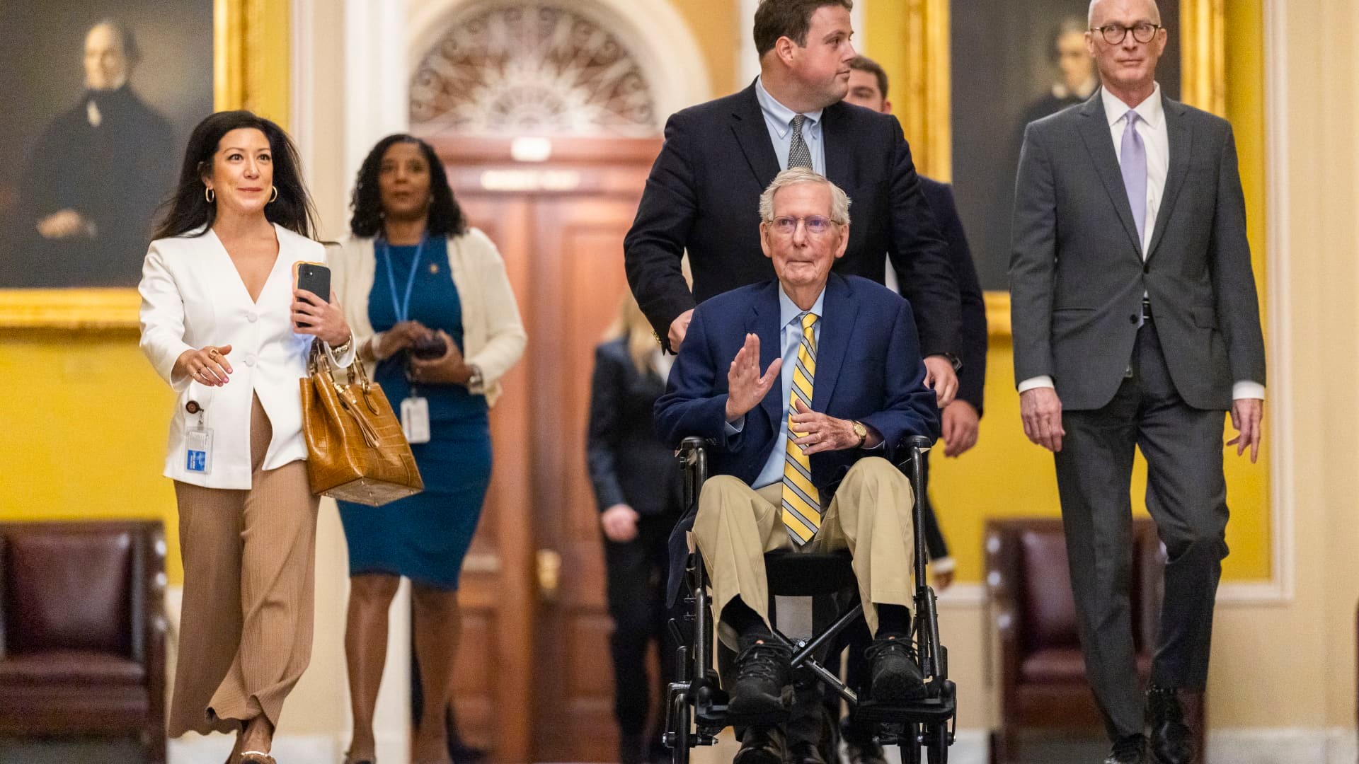 Mitch McConnell returns to Senate after three-month health absence preview image