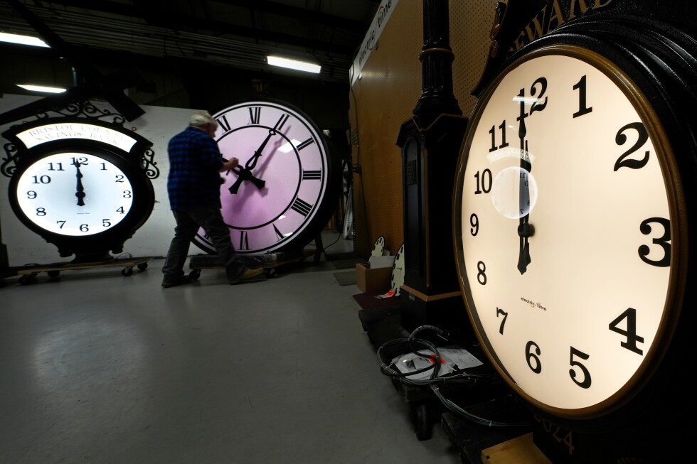 Trump posts cell phone number of Arkansas Sen. Tom Cotton in fight over daylight saving time preview image