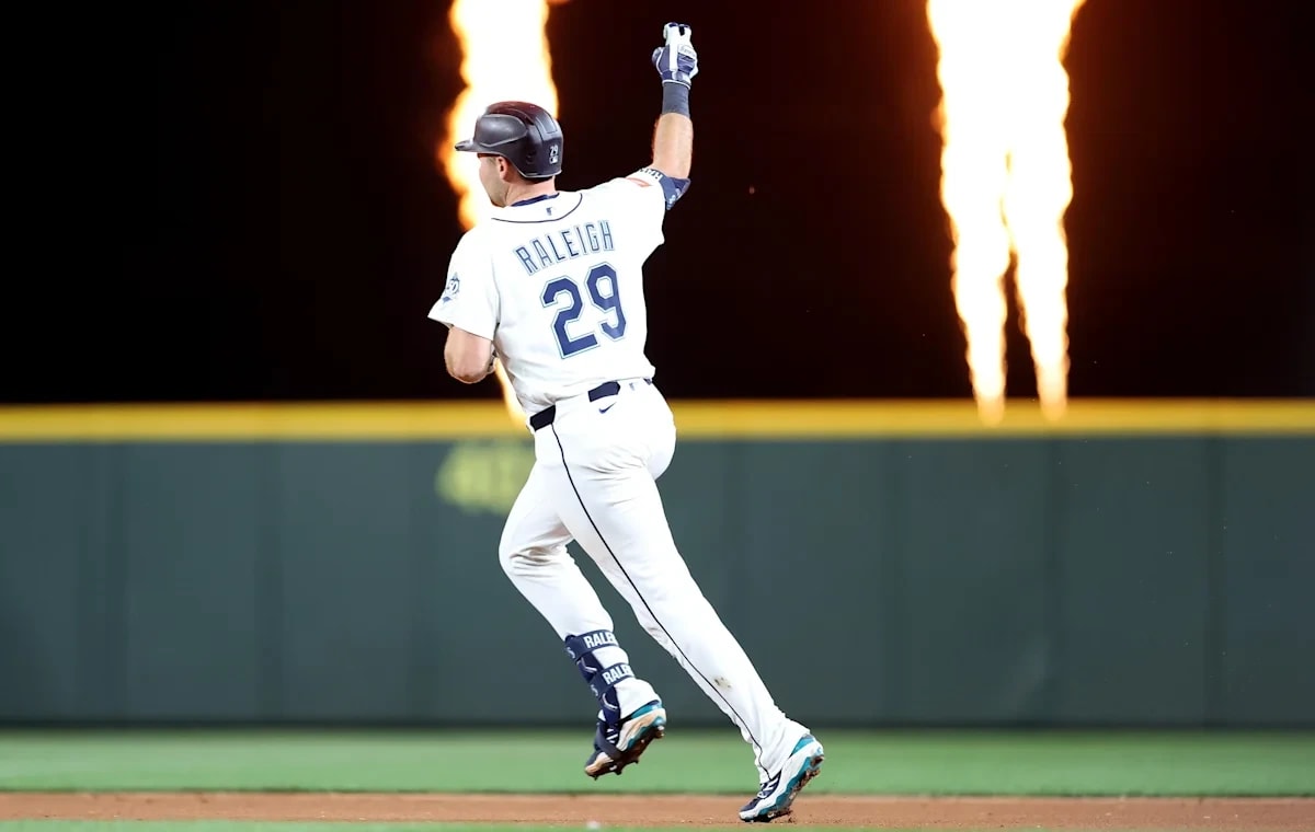 MLB wants a 3 week free agent frenzy in December preview image