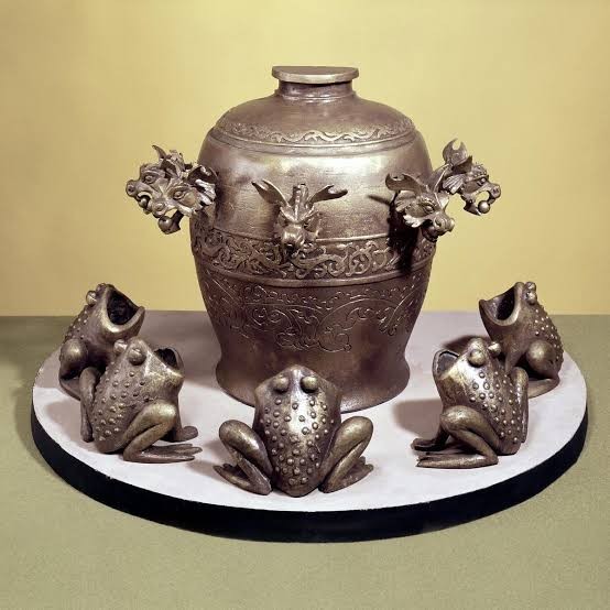InterestingAF - Ancient earthquake detector from 132 AD