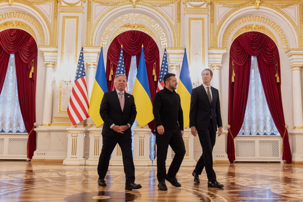 US envoys Witkoff and Kushner hold talks in Ukraine after meeting with Putin preview image