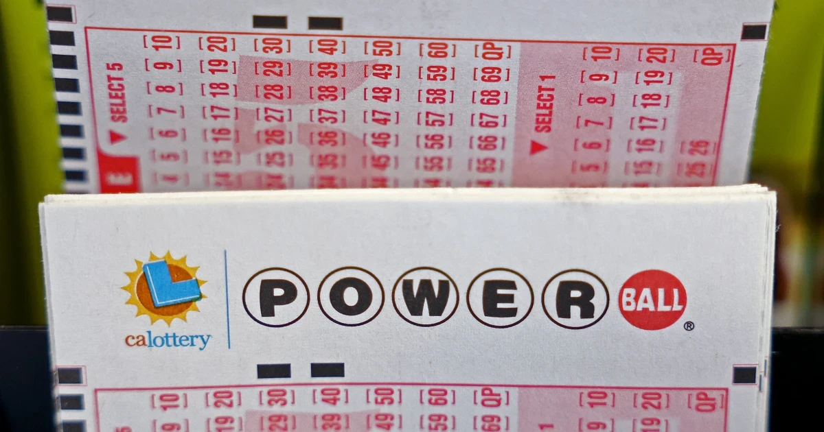 Single ticket bought in Illinois wins $1 billion Powerball jackpot preview image