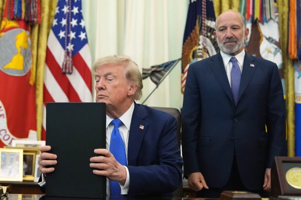 A judge blocks Trump's new bid to curb birthright citizenship, citing Supreme Court precedent preview image