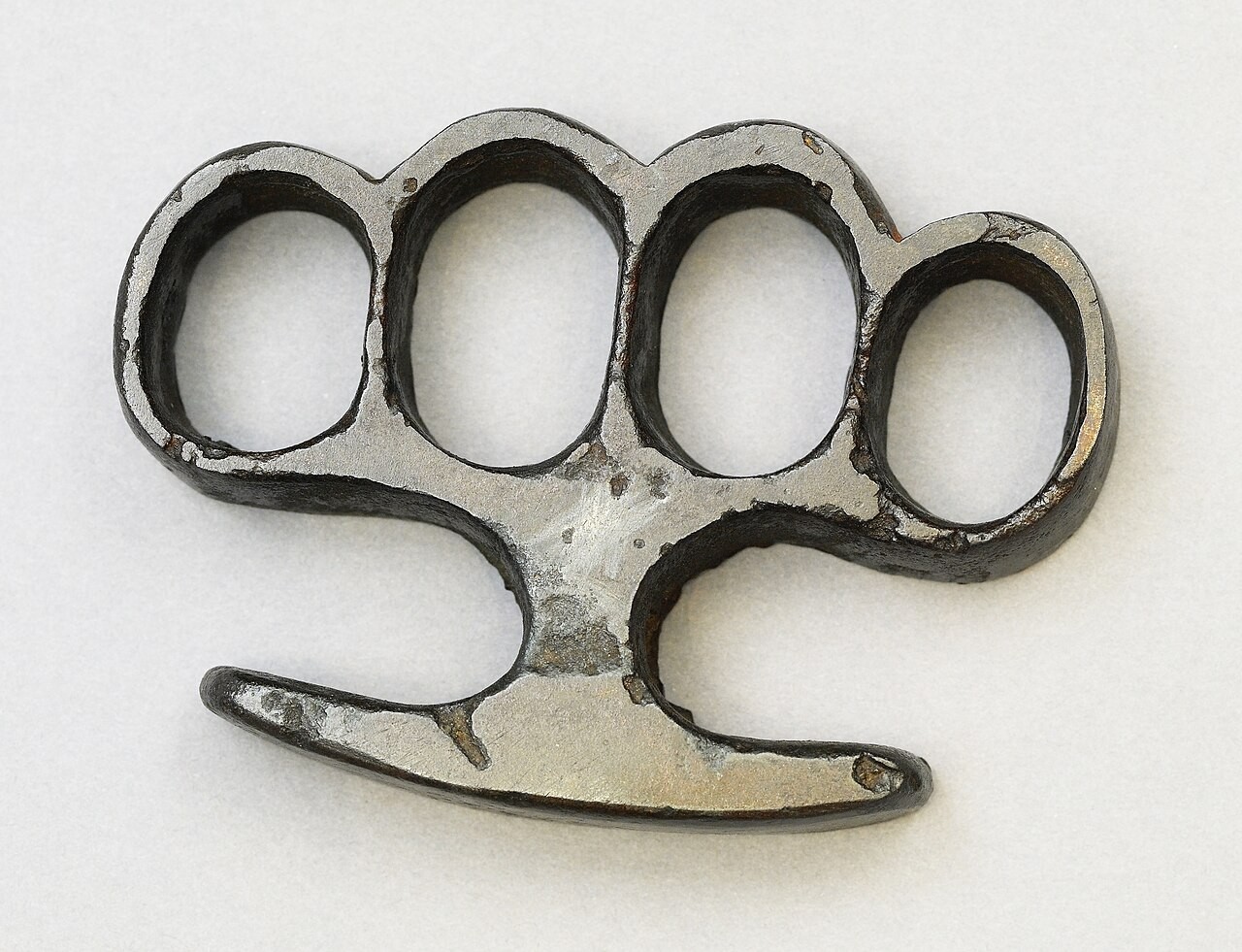 InterestingAF - The brass knuckles carried by one of Abraham Lincoln's bodyguards